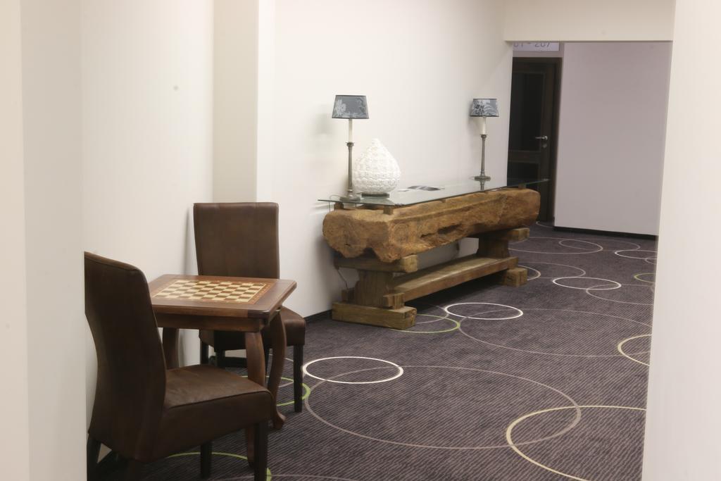 אברטאמי Apartment Hotel Orion מראה חיצוני תמונה