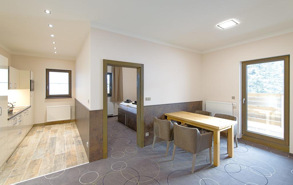 אברטאמי Apartment Hotel Orion מראה חיצוני תמונה