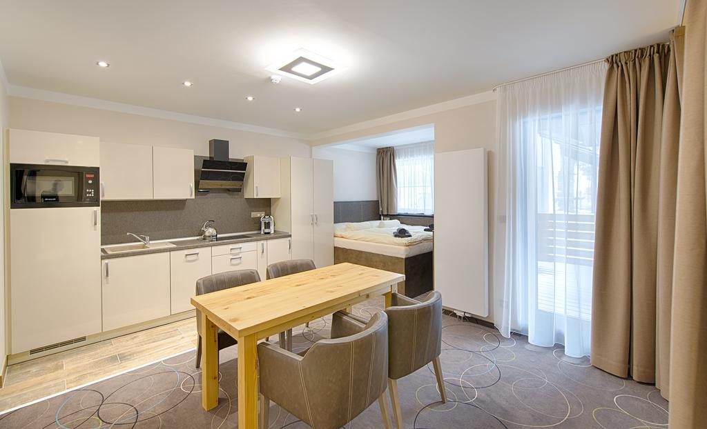 אברטאמי Apartment Hotel Orion מראה חיצוני תמונה